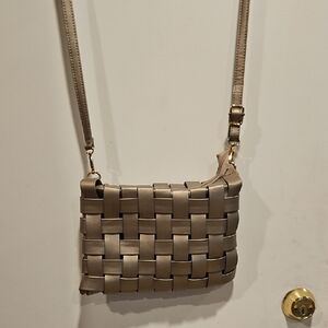Elegant Tan Woven Crossbody Bag